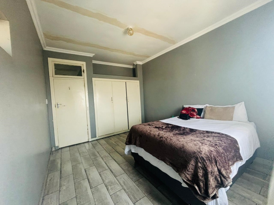 2 Bedroom Property for Sale in Glenwood KwaZulu-Natal