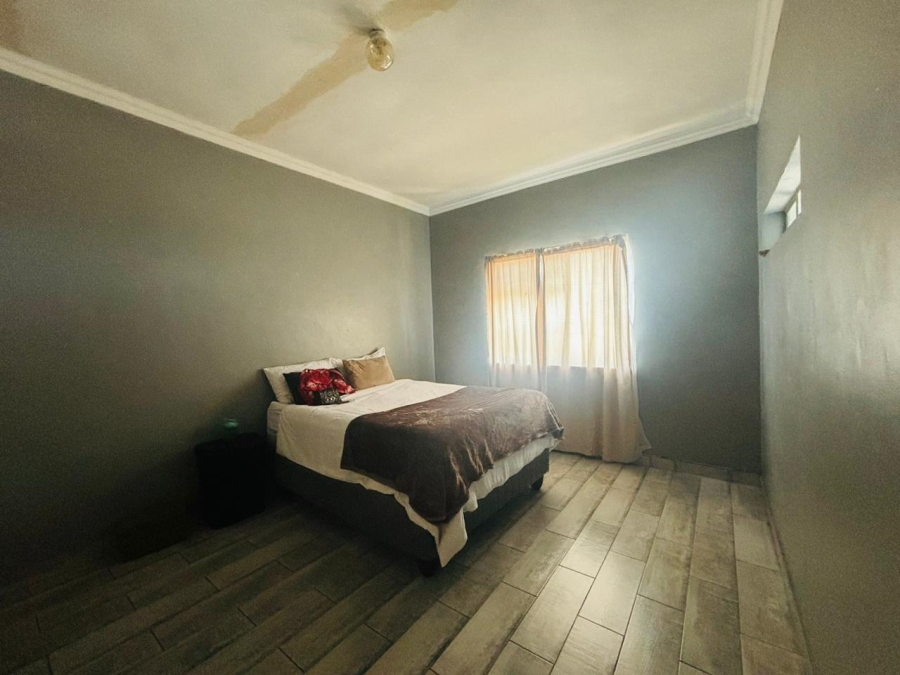 2 Bedroom Property for Sale in Glenwood KwaZulu-Natal