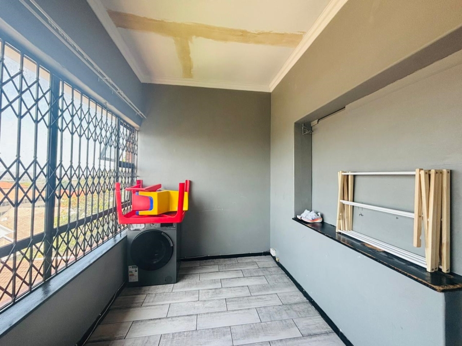 2 Bedroom Property for Sale in Glenwood KwaZulu-Natal