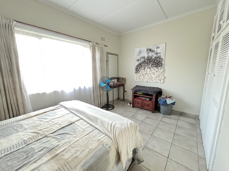 To Let 3 Bedroom Property for Rent in Leisure Bay KwaZulu-Natal