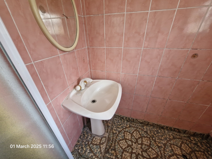 To Let 3 Bedroom Property for Rent in Hillary KwaZulu-Natal