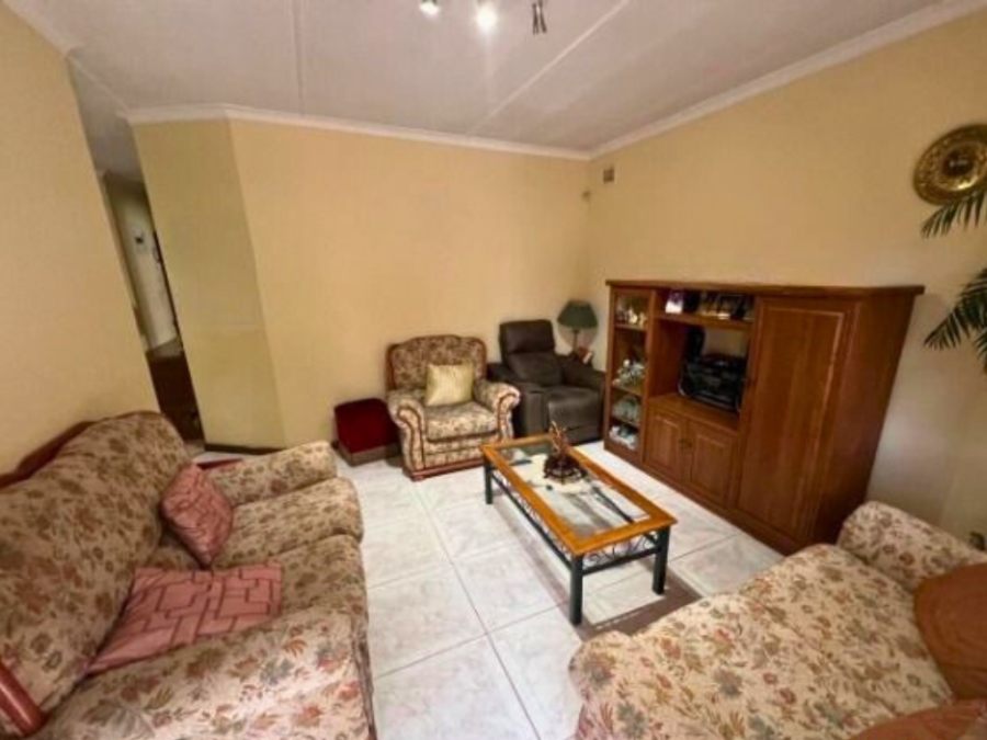 4 Bedroom Property for Sale in Orient Heights KwaZulu-Natal