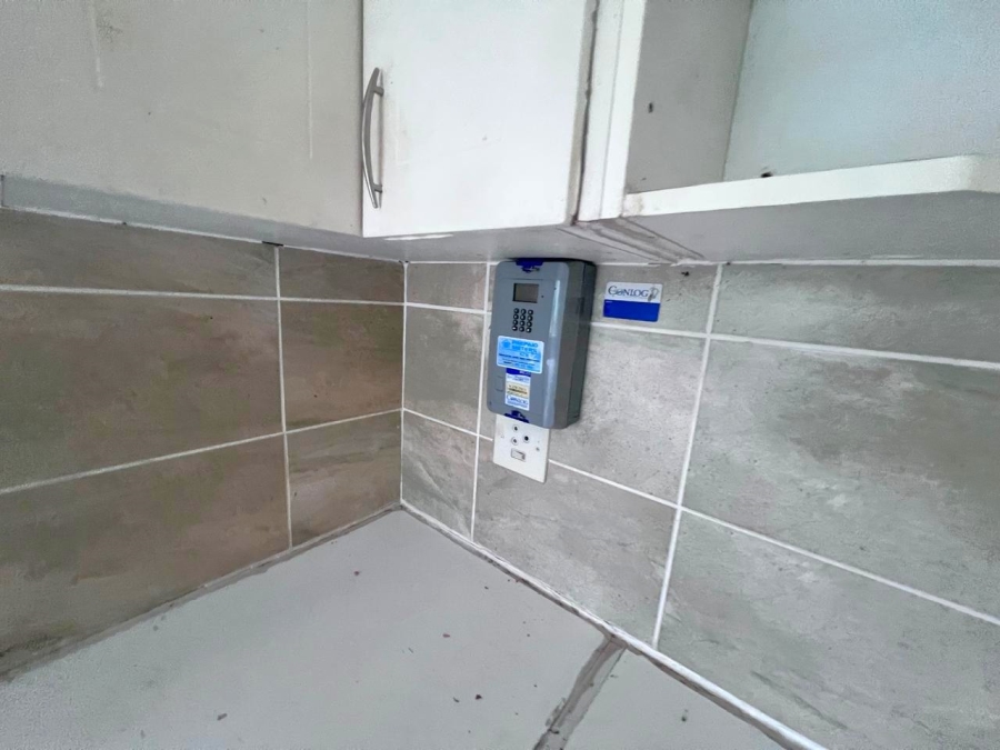 To Let 1 Bedroom Property for Rent in Margate North Beach KwaZulu-Natal