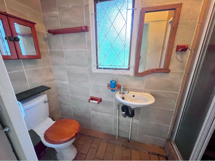 To Let 1 Bedroom Property for Rent in Margate North Beach KwaZulu-Natal