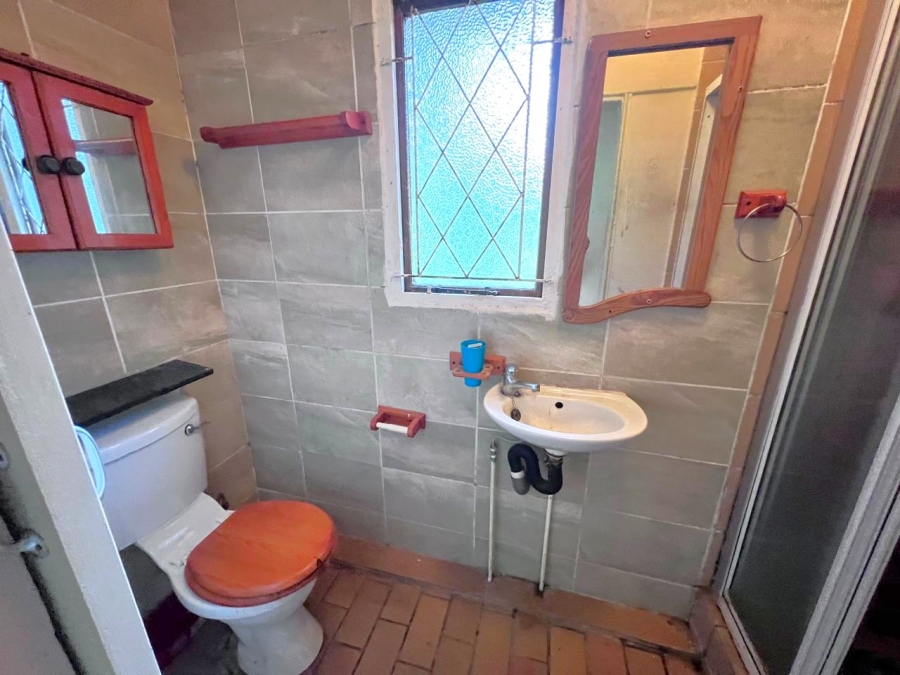 To Let 1 Bedroom Property for Rent in Margate North Beach KwaZulu-Natal