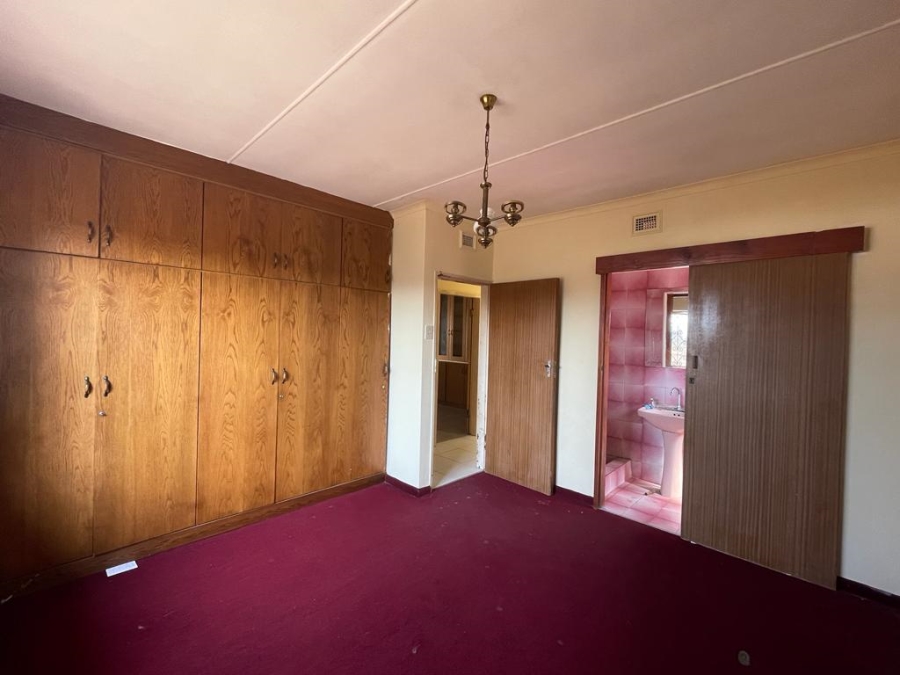 4 Bedroom Property for Sale in Claire Estate KwaZulu-Natal