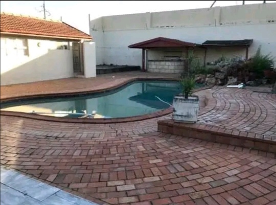 4 Bedroom Property for Sale in South Ridge KwaZulu-Natal
