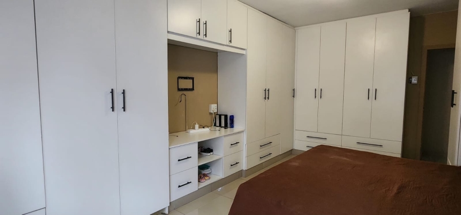 3 Bedroom Property for Sale in Ocean View KwaZulu-Natal