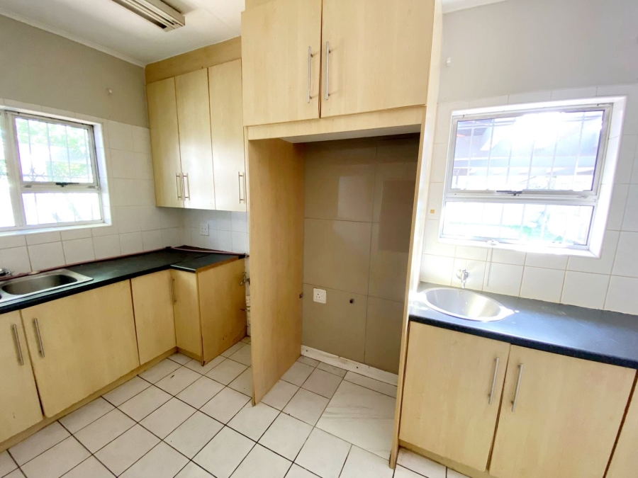 To Let 4 Bedroom Property for Rent in Meer En See KwaZulu-Natal