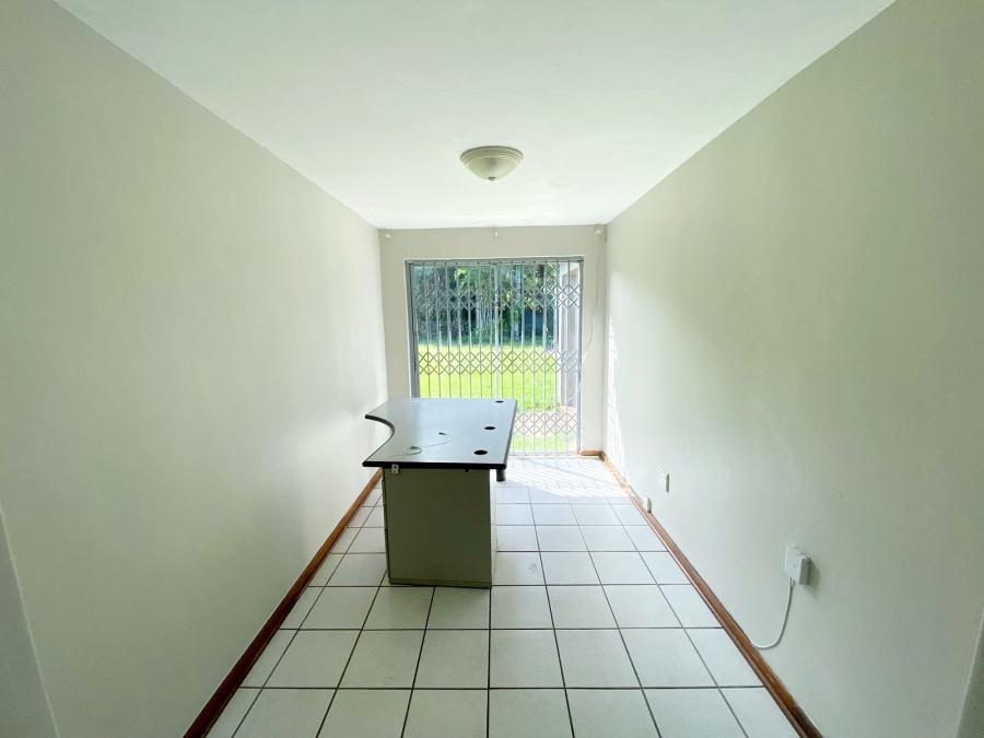 To Let 4 Bedroom Property for Rent in Meer En See KwaZulu-Natal