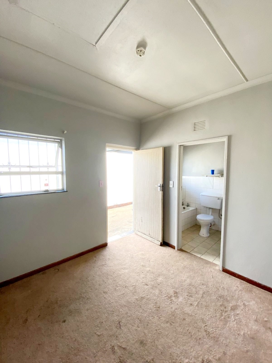 To Let 4 Bedroom Property for Rent in Meer En See KwaZulu-Natal