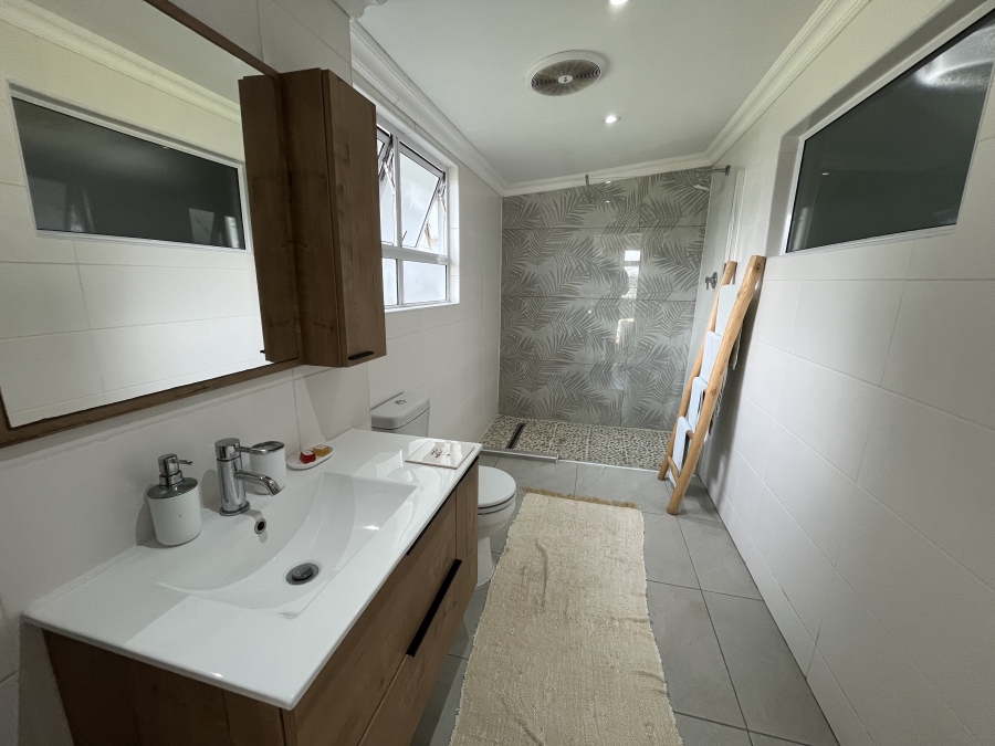 7 Bedroom Property for Sale in Ramsgate KwaZulu-Natal