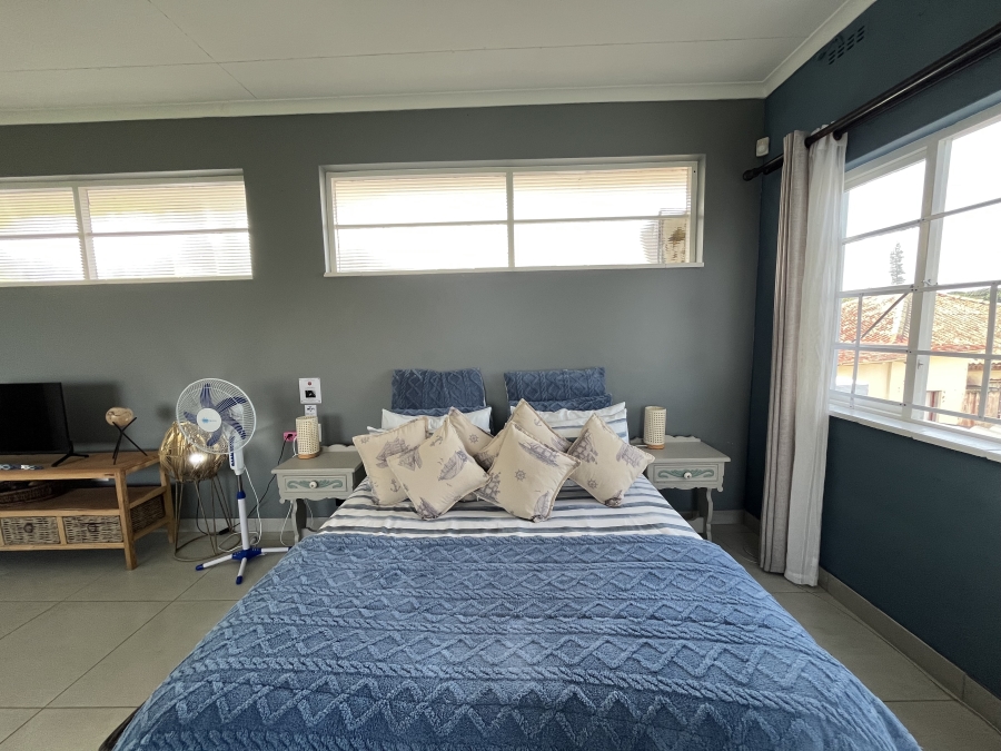 7 Bedroom Property for Sale in Ramsgate KwaZulu-Natal