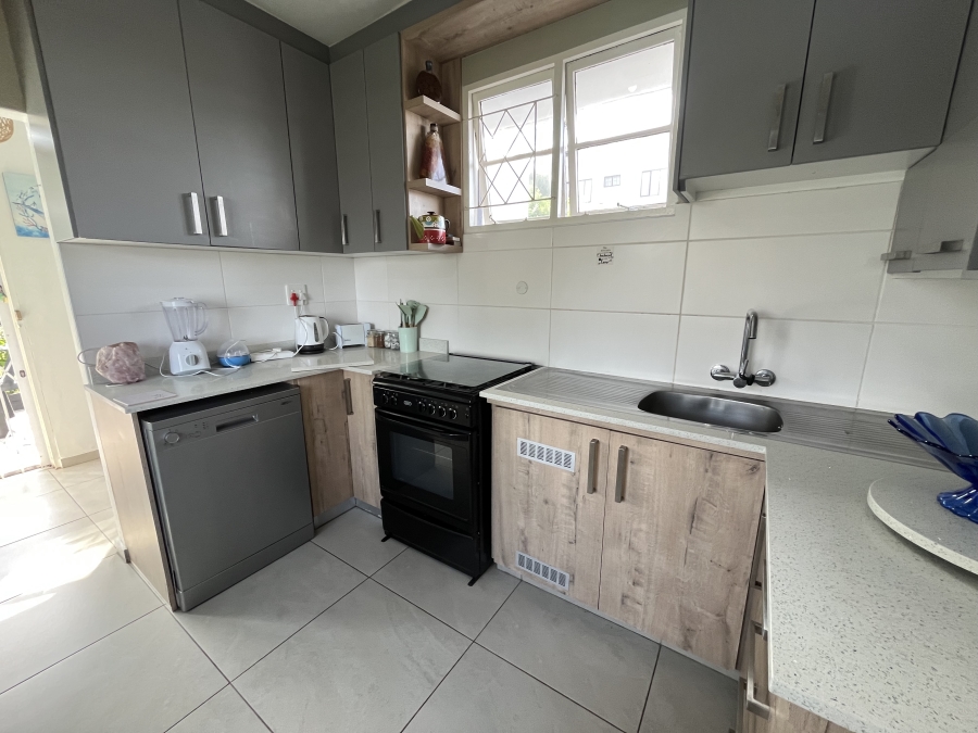 7 Bedroom Property for Sale in Ramsgate KwaZulu-Natal