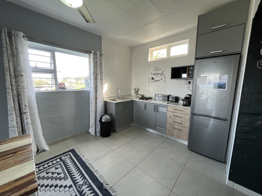 7 Bedroom Property for Sale in Ramsgate KwaZulu-Natal