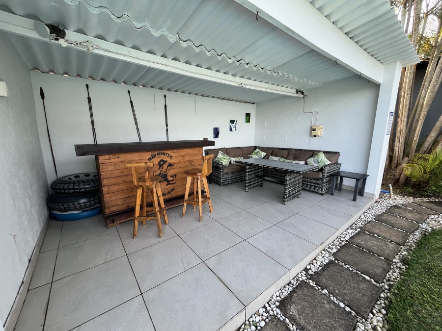 7 Bedroom Property for Sale in Ramsgate KwaZulu-Natal