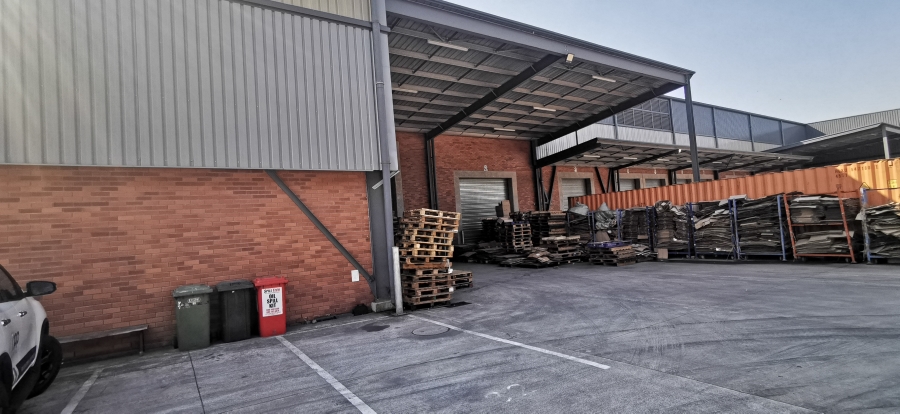 To Let Commercial Property for Rent in Cliffdale KwaZulu-Natal