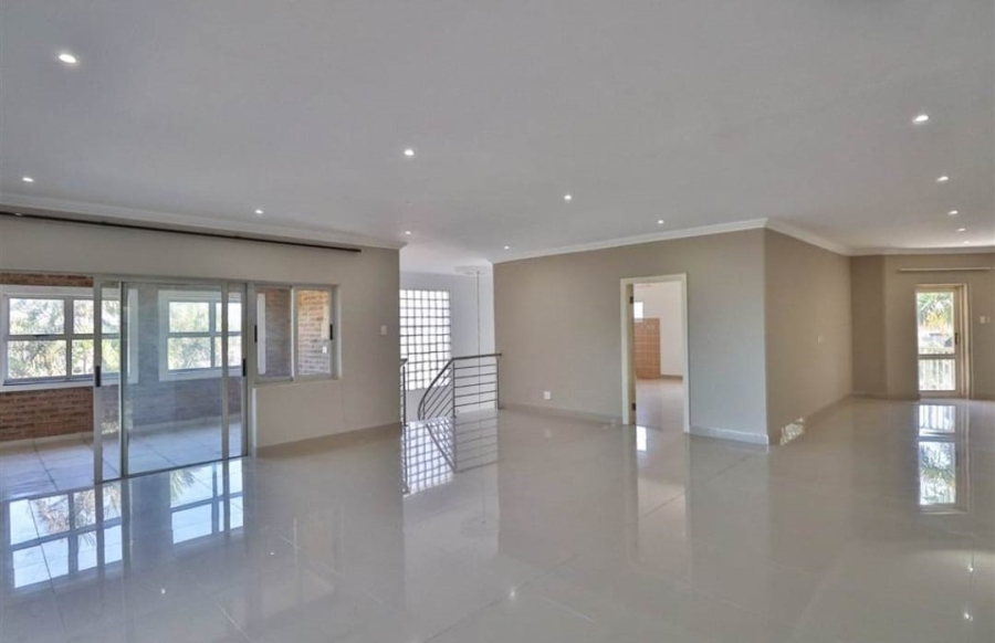 6 Bedroom Property for Sale in Athlone Park KwaZulu-Natal