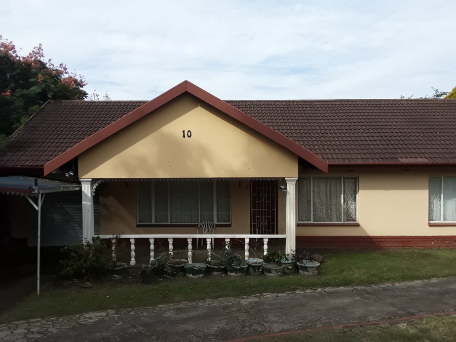 3 Bedroom Property for Sale in Scottsville KwaZulu-Natal