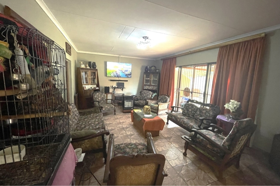 3 Bedroom Property for Sale in Signal Hill KwaZulu-Natal