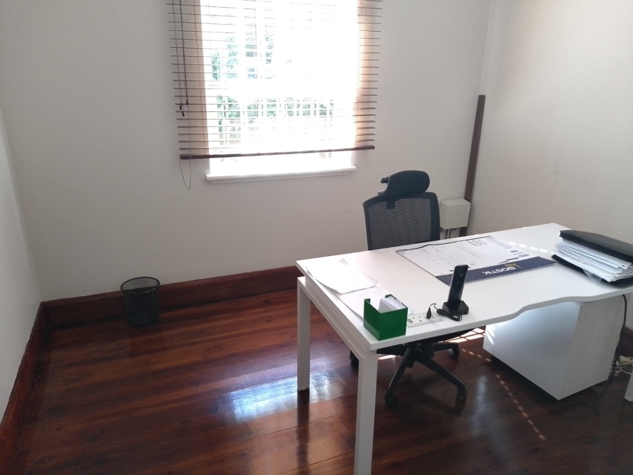 4 Bedroom Property for Sale in Glenwood KwaZulu-Natal