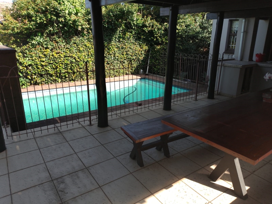 4 Bedroom Property for Sale in Glenwood KwaZulu-Natal
