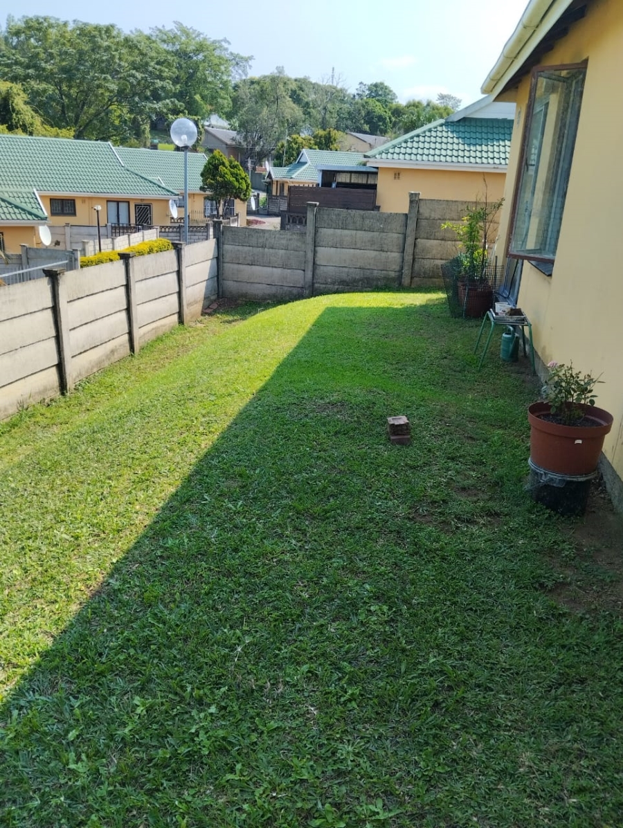 2 Bedroom Property for Sale in Bellair KwaZulu-Natal