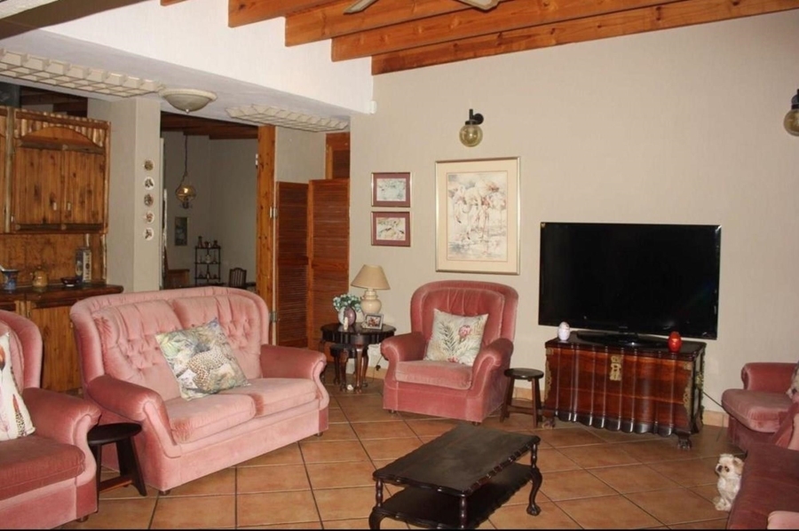 4 Bedroom Property for Sale in Huttenheights KwaZulu-Natal