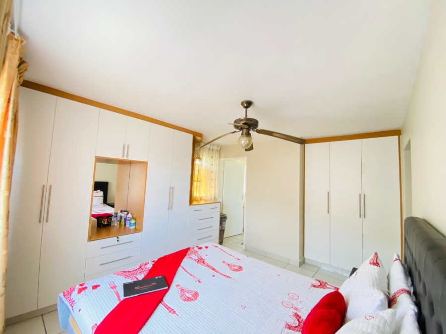 3 Bedroom Property for Sale in Sea View KwaZulu-Natal