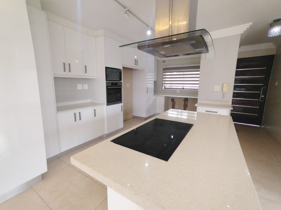 To Let 3 Bedroom Property for Rent in Umhlanga KwaZulu-Natal