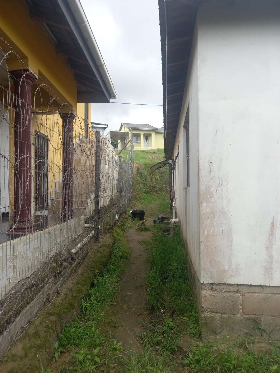 2 Bedroom Property for Sale in Lovu KwaZulu-Natal