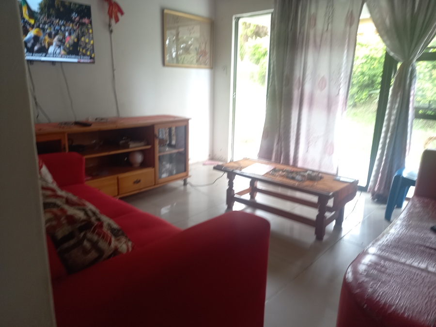 2 Bedroom Property for Sale in Lovu KwaZulu-Natal