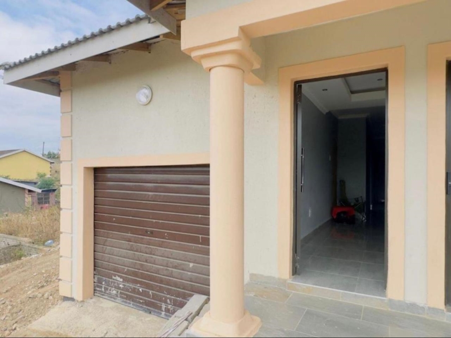 3 Bedroom Property for Sale in Lovu KwaZulu-Natal