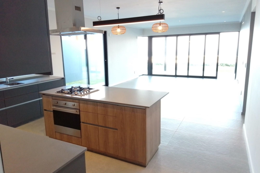 4 Bedroom Property for Sale in Sibaya Precinct KwaZulu-Natal
