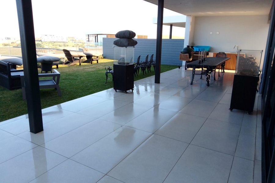 4 Bedroom Property for Sale in Sibaya Precinct KwaZulu-Natal