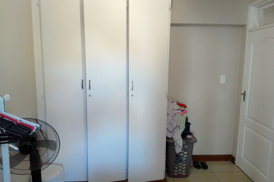 2 Bedroom Property for Sale in Essenwood KwaZulu-Natal