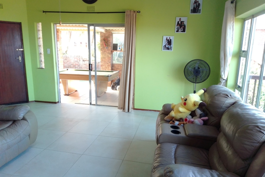 2 Bedroom Property for Sale in Illovo Beach KwaZulu-Natal
