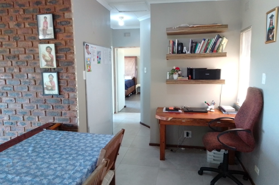 2 Bedroom Property for Sale in Illovo Beach KwaZulu-Natal