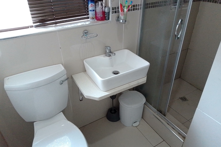 2 Bedroom Property for Sale in Illovo Beach KwaZulu-Natal