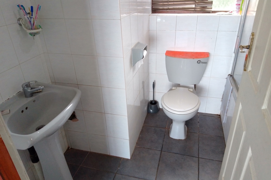 2 Bedroom Property for Sale in Illovo Beach KwaZulu-Natal