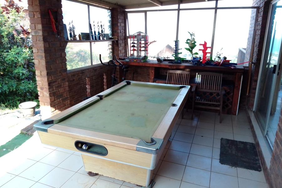 2 Bedroom Property for Sale in Illovo Beach KwaZulu-Natal