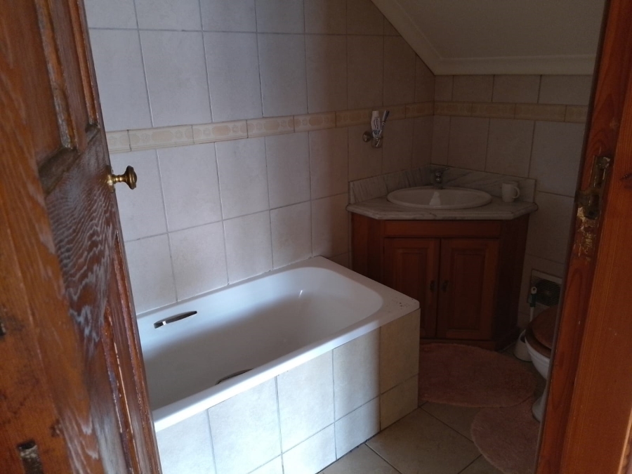 5 Bedroom Property for Sale in Glenwood KwaZulu-Natal