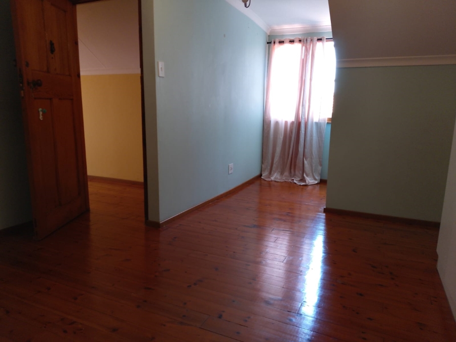 5 Bedroom Property for Sale in Glenwood KwaZulu-Natal