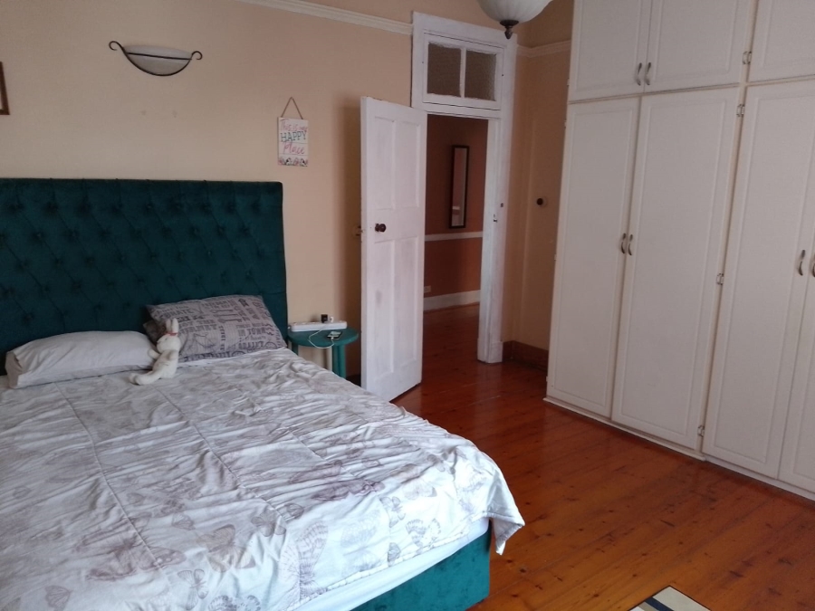 5 Bedroom Property for Sale in Glenwood KwaZulu-Natal