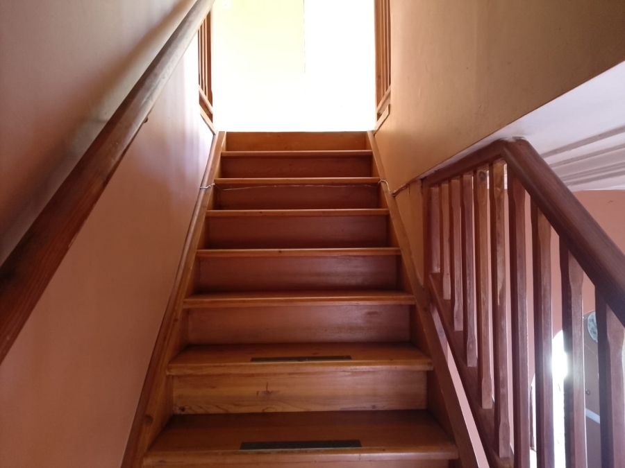 5 Bedroom Property for Sale in Glenwood KwaZulu-Natal