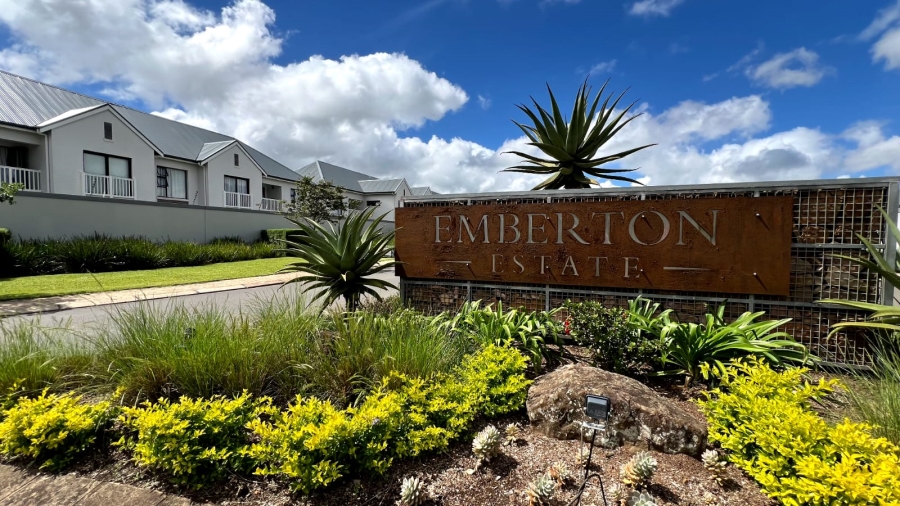 To Let 2 Bedroom Property for Rent in Emberton Estate KwaZulu-Natal