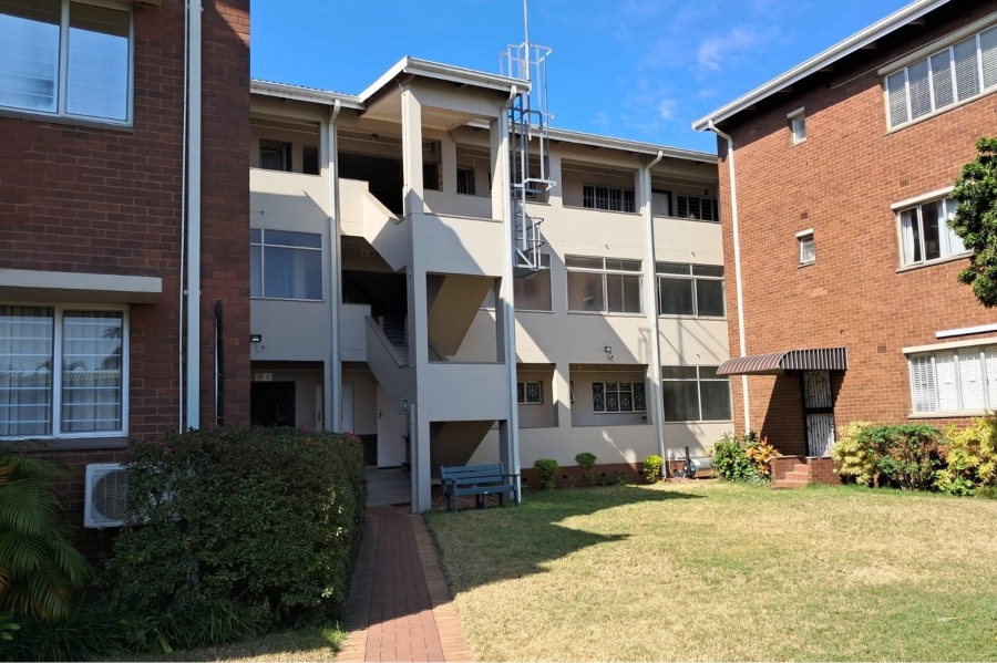 2 Bedroom Property for Sale in Essenwood KwaZulu-Natal