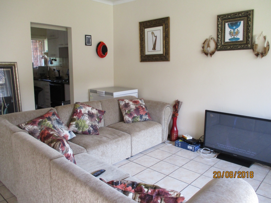 To Let 2 Bedroom Property for Rent in Howick KwaZulu-Natal