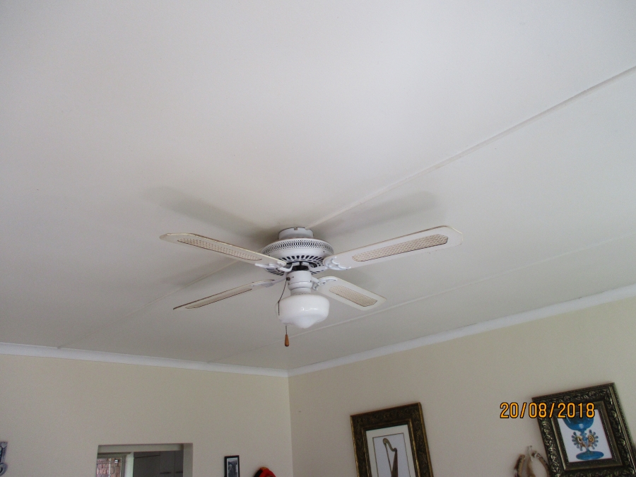To Let 2 Bedroom Property for Rent in Howick KwaZulu-Natal