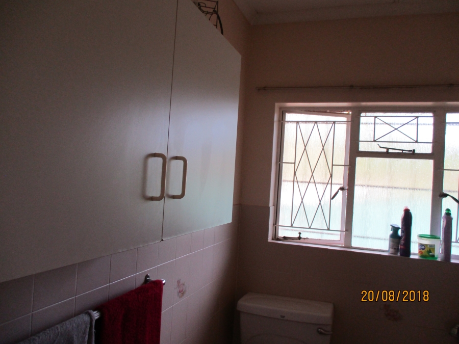 To Let 2 Bedroom Property for Rent in Howick KwaZulu-Natal